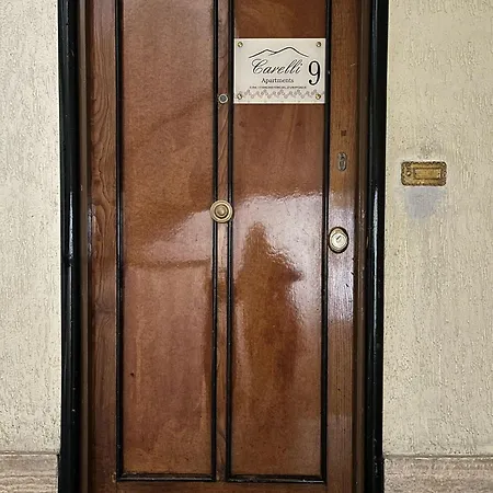 Carelli 9 3 Apartman Nápoly